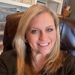 Meet your Posher, Annette